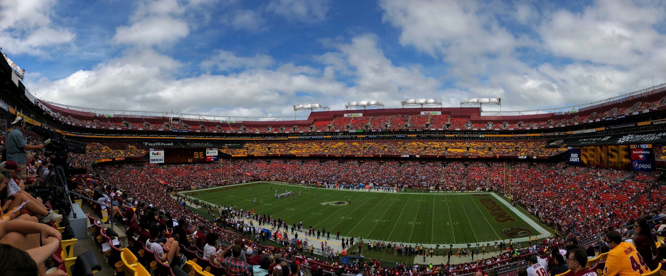 explore nfl betting odds, tips, and strategies to enhance your wagering experience and make informed betting decisions. get in-depth analysis and expert insights for nfl betting.